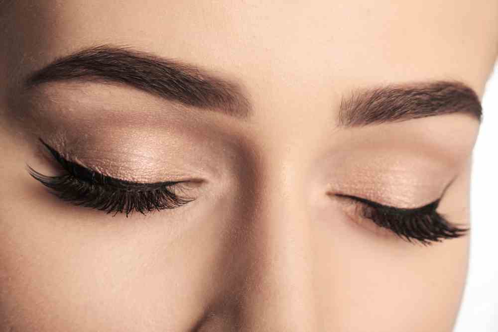 How to Become a Professional Eyebrows Brisbane Expert
